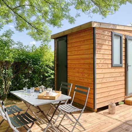Slow Village - Perigord Camping Saint-Cybranet