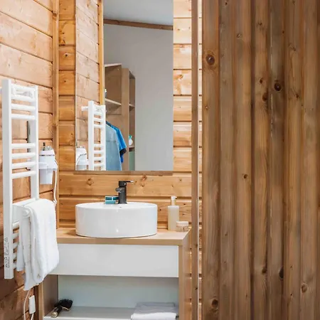 Slow Village - Perigord 3* Saint-Cybranet